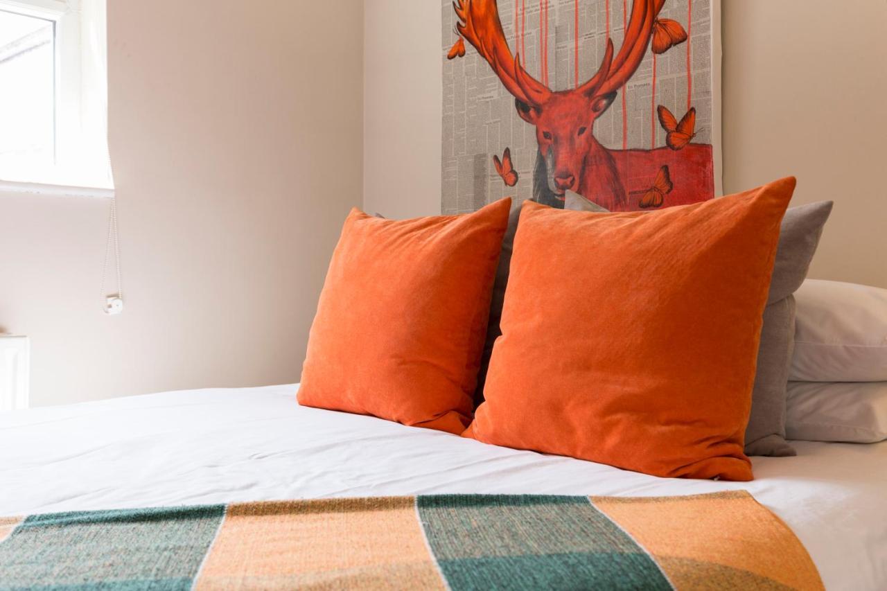 Modernised Apartments 1 And 2 Bedrooms Option Terrace And Balcony High Street Londres Exterior foto